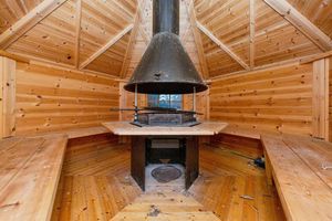 Photo 11- click for photo gallery